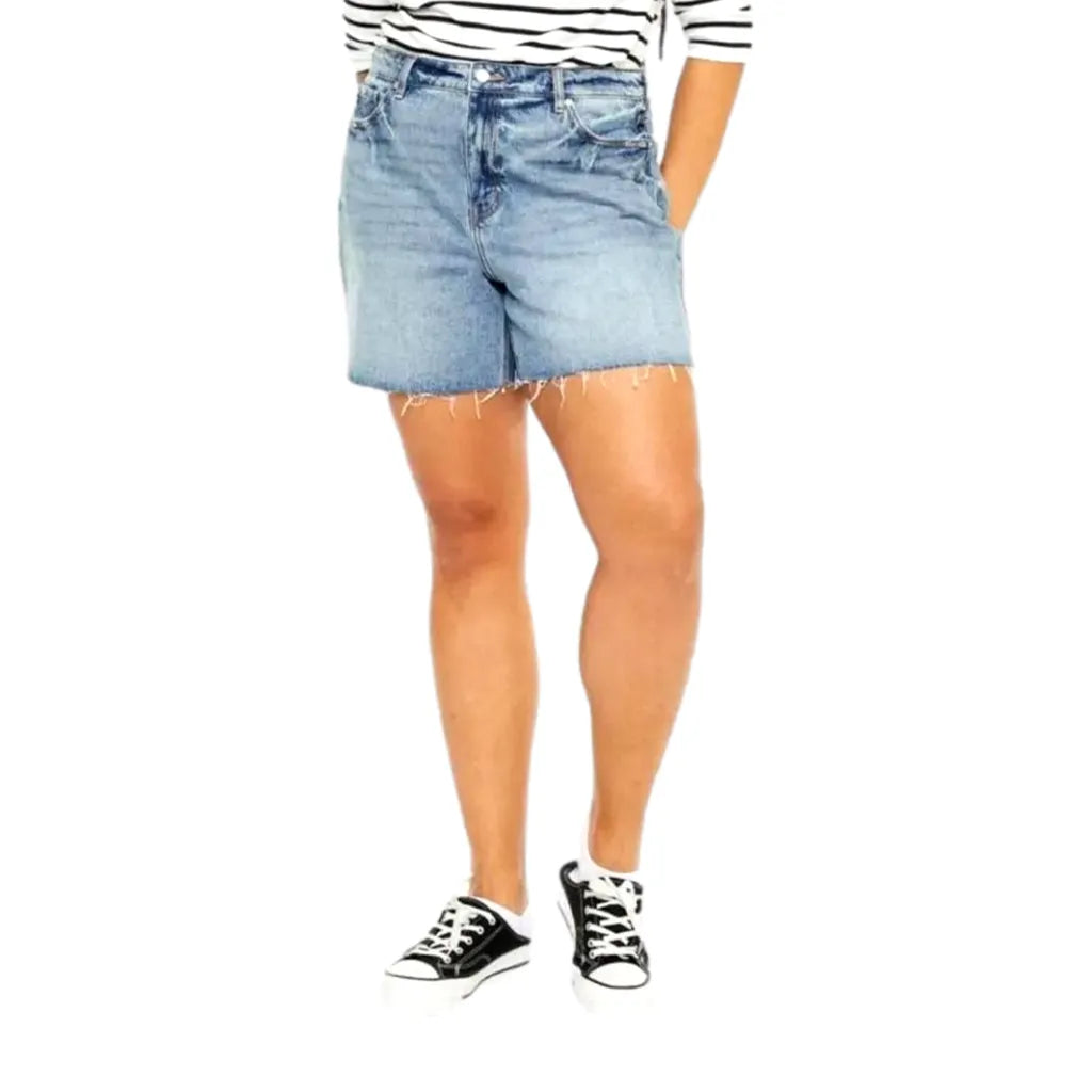 Vintage high-waist denim shorts for women