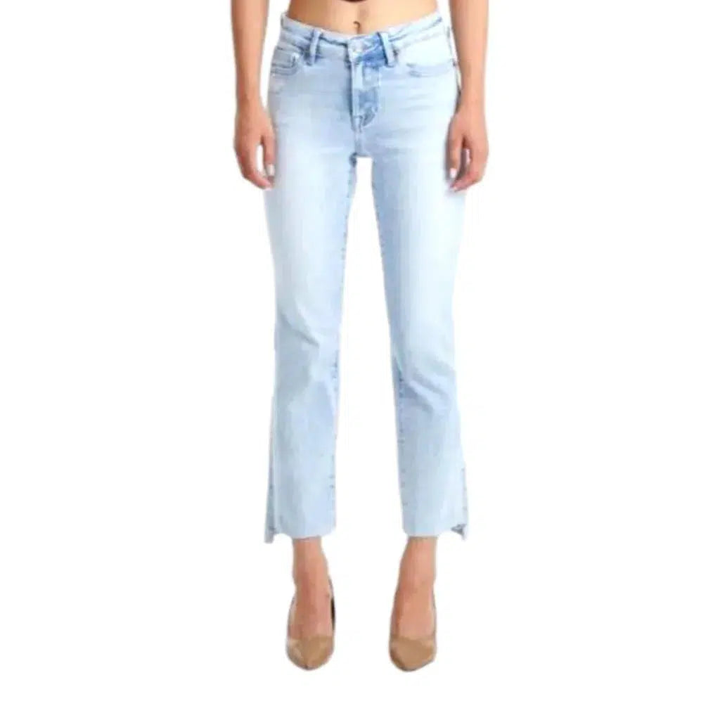 Whiskered women's light-wash jeans