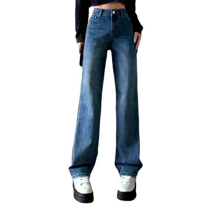 Wide-leg floor-length jeans for women